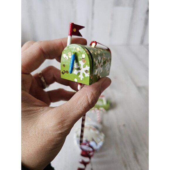 Metal Santa mailbox ornament tree snow globe Xmas set - Picture 5 of 12